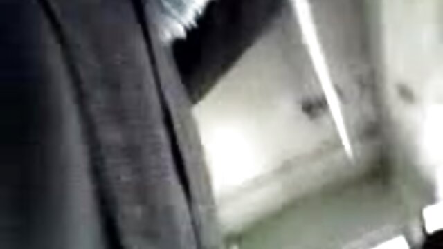 Odlično :  Jebi se v troje s prijateljevim zaročencem Video posnetki za odrasle 