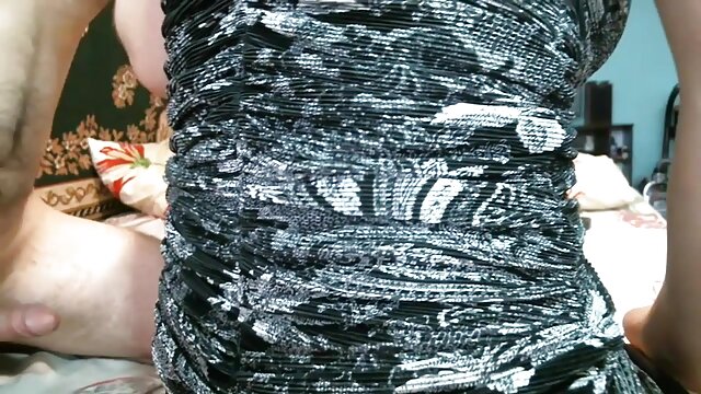 Odlično :  Črnolaska je zajebal svojega najboljšega prijatelja Video posnetki za odrasle 