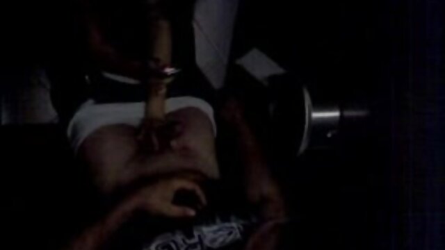 Odlično :  Ljubki punci je všeč njen urnik izmenjave Video posnetki za odrasle 