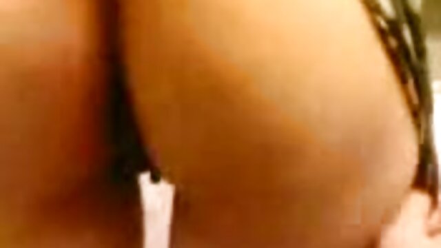 Odlično :  Ebenovino dekle sesa kot pornozvezda Video posnetki za odrasle 