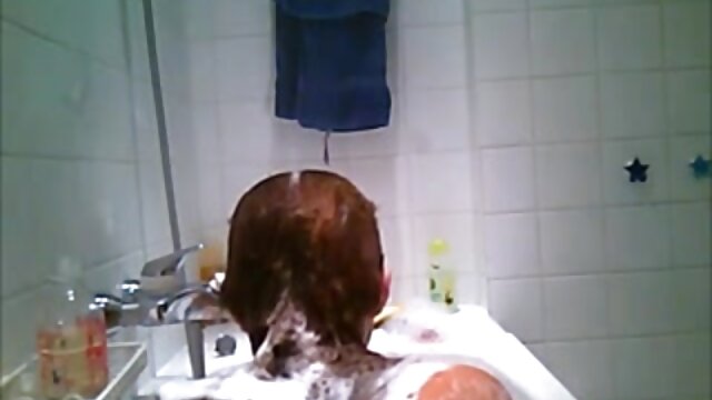 Odlično :  Puckasta zrela Maggie Green dobi mladega kurca Video posnetki za odrasle 