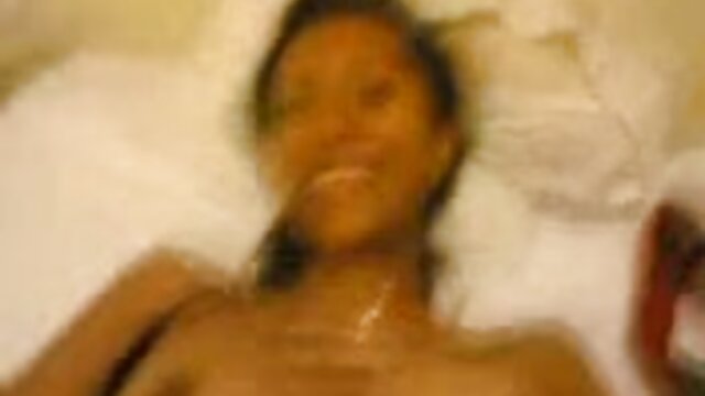 Odlično :  The Gardener's Winky Into A Wife's Poonany Video posnetki za odrasle 