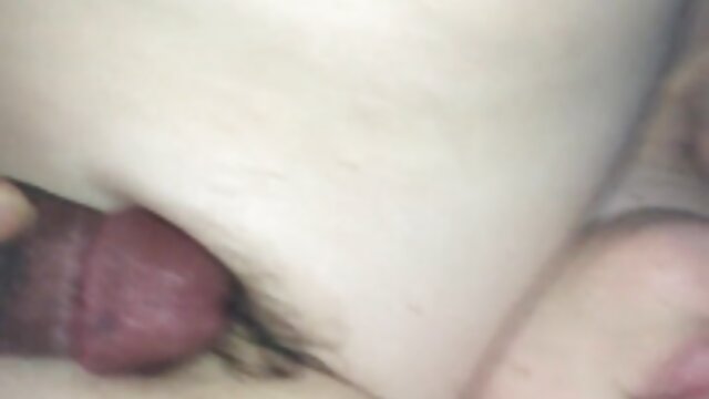 Odlično :  Ariella Ferrera jebe mladega fanta v kopalnici Video posnetki za odrasle 