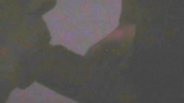 Odlično :  Jasmine Jae dobi svojo preluknjano muco po sesanju ogromnega tiča Video posnetki za odrasle 