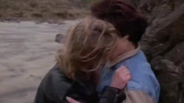 Odlično :  Christy Mack sesa kurac za denar Video posnetki za odrasle 