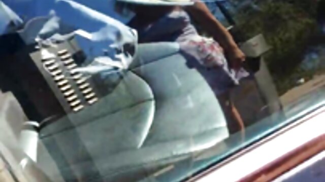 Odlično :  Majhna kurba Freya Von Doom se močno zajebe in spere na obraz Video posnetki za odrasle 