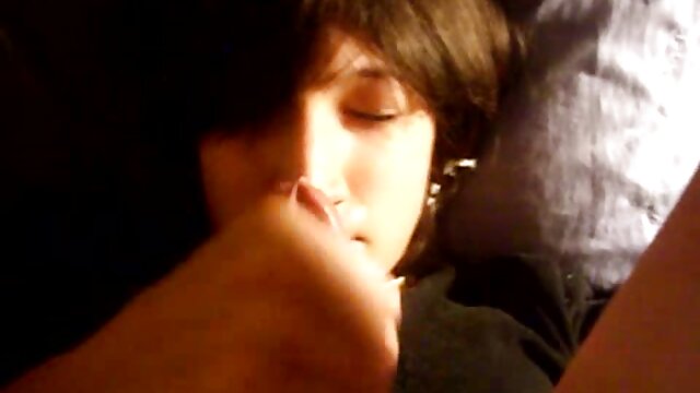 Odlično :  Seksi dekle Adriana Chechik sesa BBC in se dobro zajebe Video posnetki za odrasle 