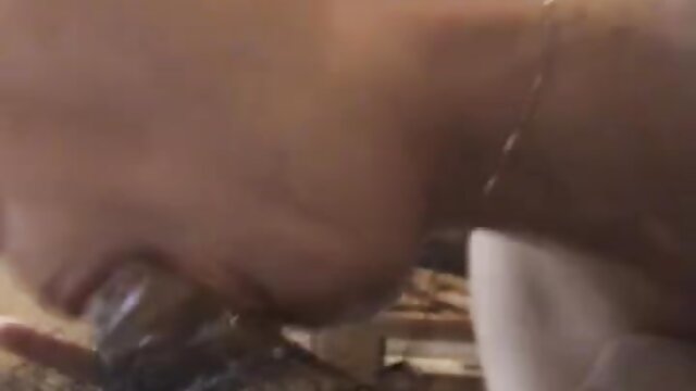 Odlično :  Kendra Lust ne bo več osamljena Video posnetki za odrasle 