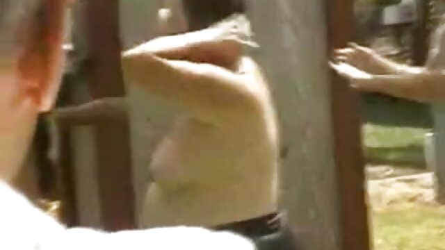 Odlično :  Plavolasa žena je presenetila svojega moža Video posnetki za odrasle 