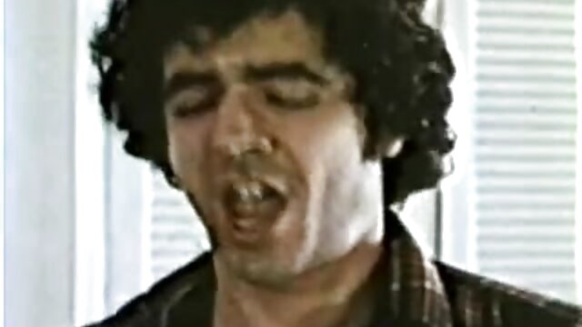 Odlično :  Plavolasa kurba Nicolette Shea jebe mlajšega fanta Video posnetki za odrasle 