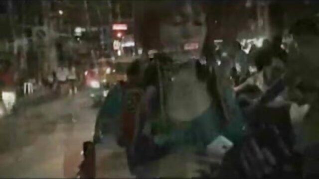 Odlično :  Mia Martinez piha in se udari v različnih položajih Video posnetki za odrasle 