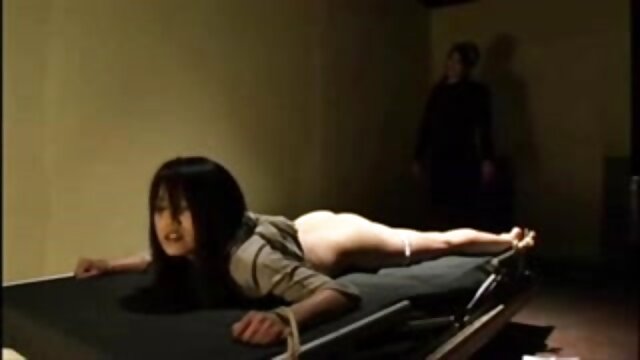 Odlično :  Eva Karera daje lepe titsjobs Video posnetki za odrasle 