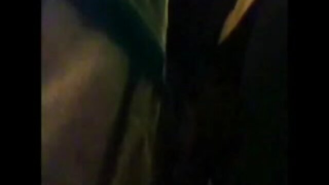 Odlično :  Lucas ima srečo, da jebe dve mladički hkrati Video posnetki za odrasle 