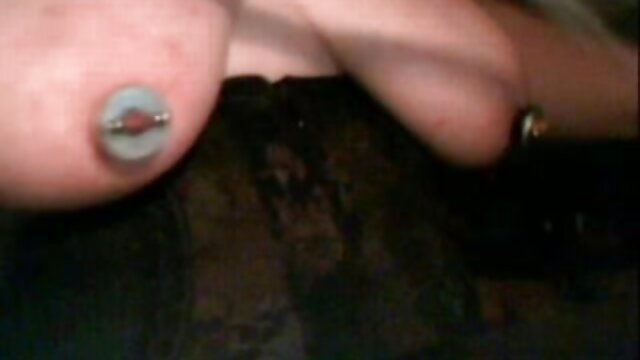 Odlično :  Keiran Lee dobi, da jebe štiri čudovite pornozvezdice naenkrat Video posnetki za odrasle 