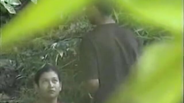 Odlično :  Plavolasa vradnica Nicolette Shea se zajebava iz različnih zornih kotov Video posnetki za odrasle 