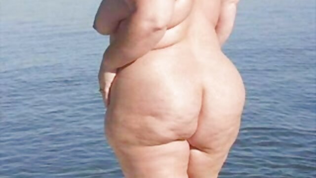 Odlično :  Pohojena gospodinja s svojo muco plača piškote Video posnetki za odrasle 